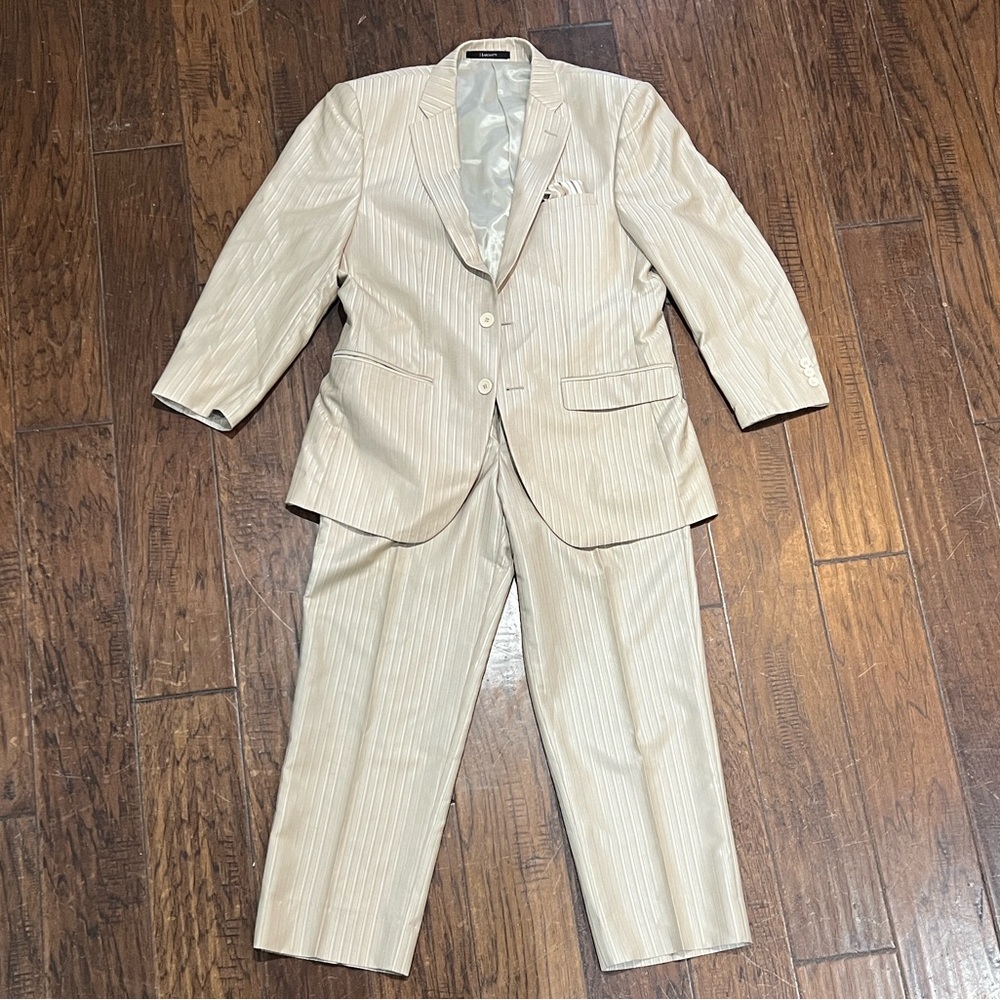 MARCHATTI OF ITALY cream striped suit. 
Men's/ Women’s/ Boy’s/Youth